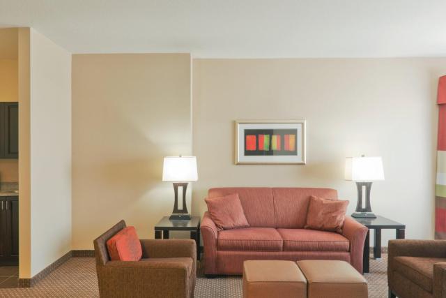 Holiday Inn Meridian East I 59 / I 20