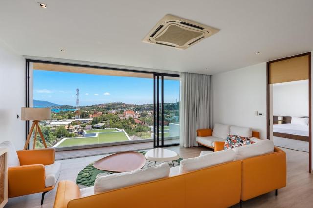 THE BAY A1 - 3BR Villa, Private Pool & Sea Views