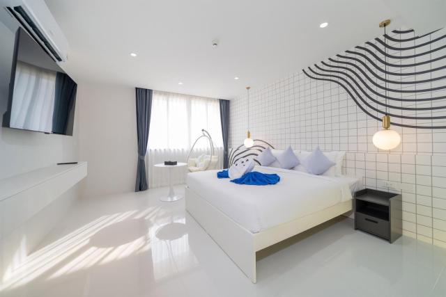 Utopia Dream U2 Prestige Suites & Pool