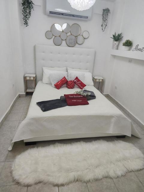 The Exclusive Red Door #1 con Jacuzzi