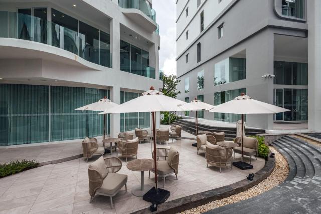 Title Serenity 2BR Pool Access Phuket