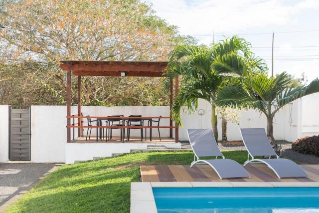 Villa Senja - Private Pool Villa near Grand Baie