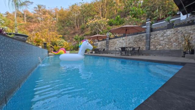 Villa Family Stay - Private Pool & BBQ