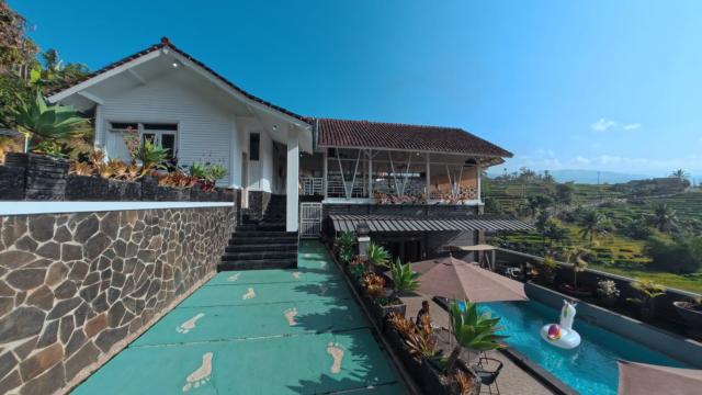 Villa Family Stay - Private Pool & BBQ