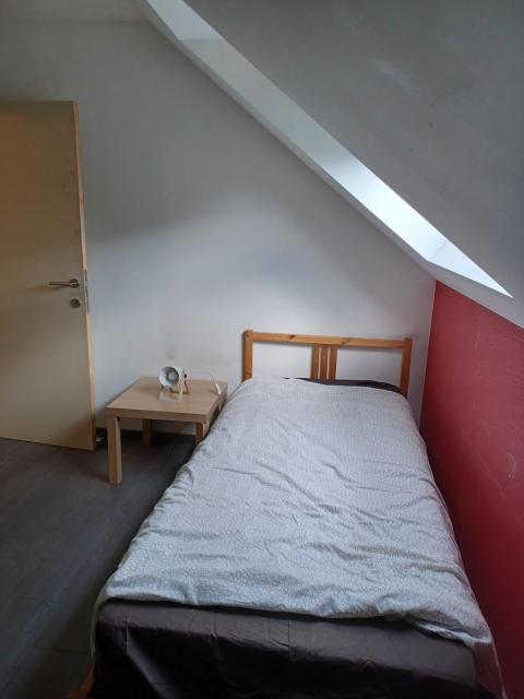 Tinorentals house with 4 bedroom suitable for 6 people