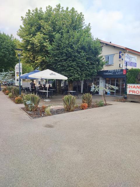 Hotel La Hourquie Café