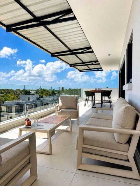 PENTHOUSE ROOFTOP Private Pool 360 sea view
