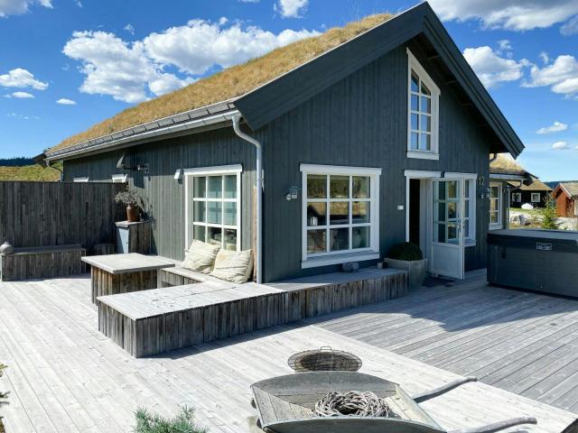 Modern mountain cabin near Nesfjellet golf course