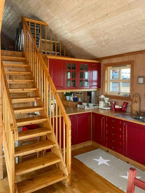 Cabin on Aloya with views to the Skagerrak