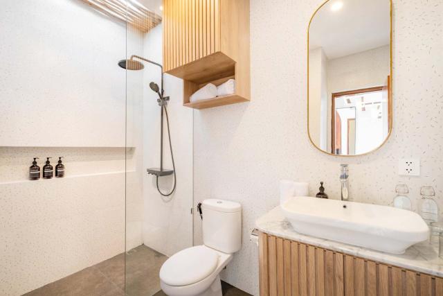 BRAND NEW 1 Bd Private Villa with Pool & Cinema