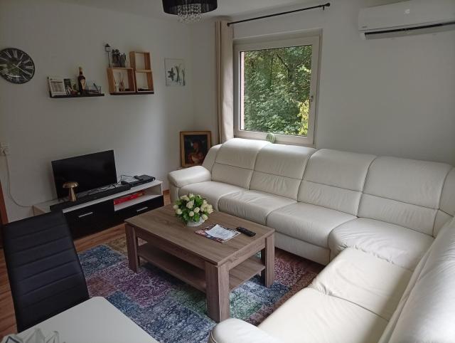 Fully Furnished 3-room Ground-floor