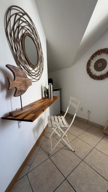 Independent bohemian cozy space Pool and Parking Saint-Gilles