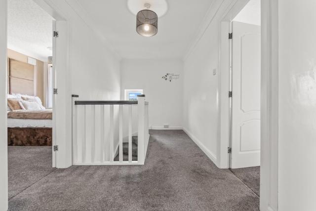 #210 Spacious Aldridge Home - Sleeps 10