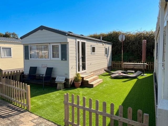 Strand Chalet op camping Duindoorn, IJmuiden aan Zee