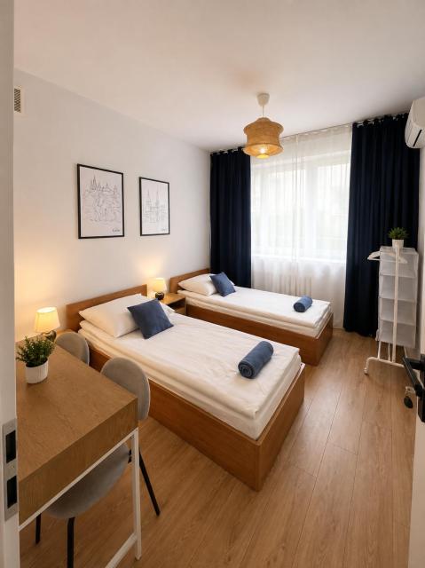 FLOW Rooms & Apartments & Hostel