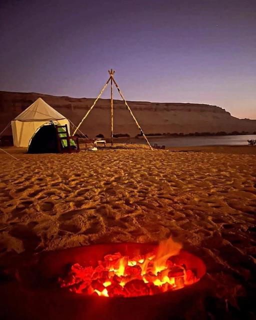 Fayoum Safari, Sandboarding & Camping