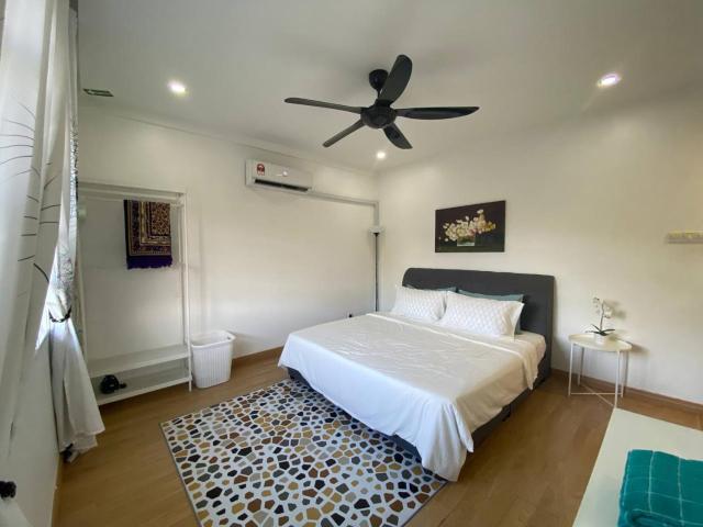 Putrajaya Aster Homestay With Pool & Unifi 3 Bedroom