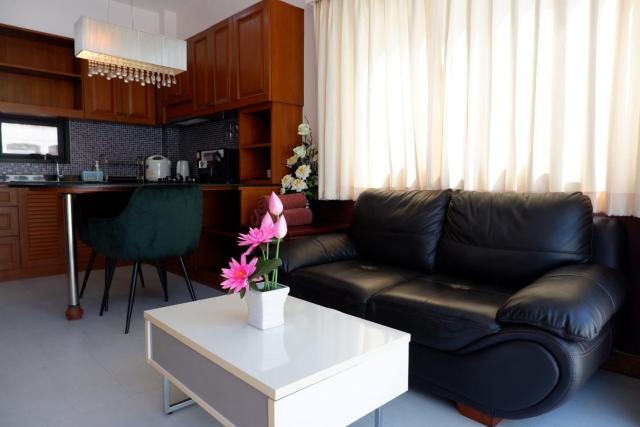 Pool Villa Pasak Soi 13