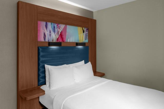 Aloft by Marriott Manhattan Downtown - Financial District