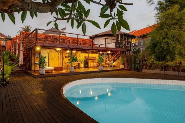 Cove Wong Village
