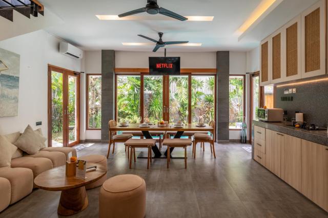 Stunning 3BD Modern Seminyak Villa with Private Pool