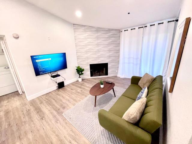 Modern 2BR Condo with Partial Las Vegas Strip View