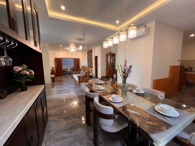 Modern 5BR Luxury Villa with Pool & Rooftop - 100m from Sanur Beach