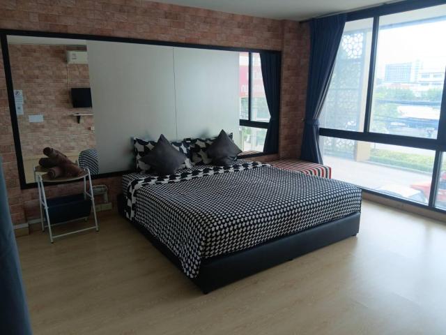 HOMEY-Sleepy Don Mueang Airport Hostel