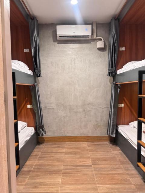 Lao Smart Box Hostel