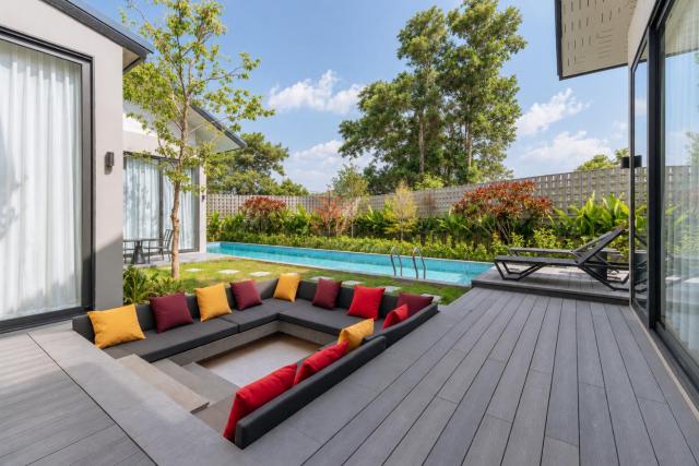 Brand New 3BR Villa Sri Kaewta Private Pool & Garden