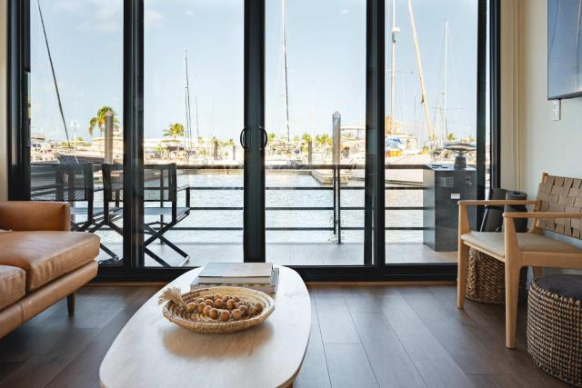 Waterfront & Heated Pool - Break Awai Floating Villa