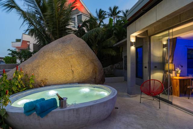 Paradise Villa Elysium - Sea View Infinity Pool with Waterfall & Jacuzzi