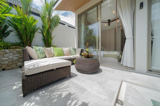 Modern Luxury 3BR Pool Villa - Stroll to Bangtao