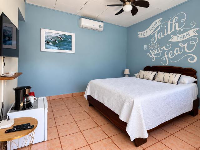 Hotel Perico Azul & Surf Camp