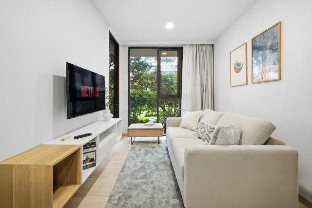 Laguna Skypark 1BR Golf View Rooftop Pool