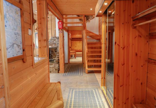 Vellunlevi 1 - Spacious cabin near Levi center