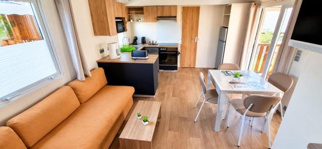 Mobilhome 8 Personnes 3ch - 2 SDB