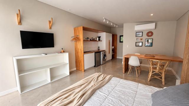 Cabin 1 - Casa en complejo para 2 personas con parrilla y jacuzzi en Acantilados - Hola Sur