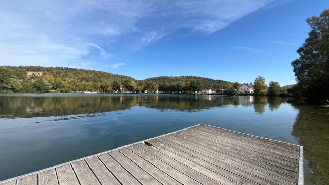 Seeblick - Hotel direkt am Itzelberger See - Ideal für Business-Leute, Durchreisende, Radler und Wanderer