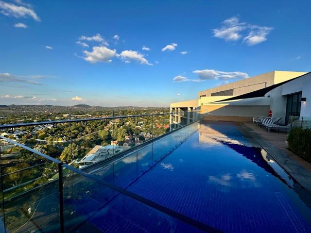 Menlyn Maine Stay with City Views