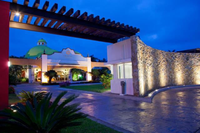 Krystal Vallarta