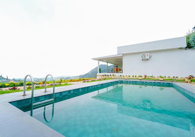 Silent Retreat Pool Resort Ooty by VOYE HOMES