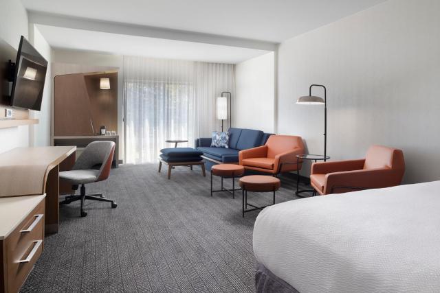 Courtyard by Marriott Hot Springs