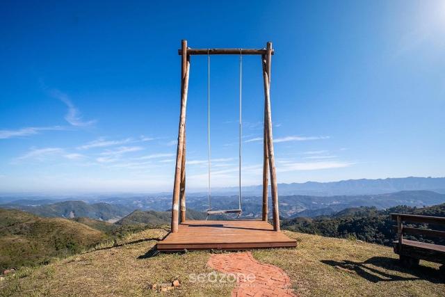 Cabana romântica com vista na serra VST037