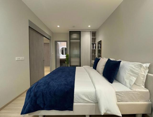 Title Serenity 1-Bedroom Suite with Balcony and pool view by TVC SRC6709