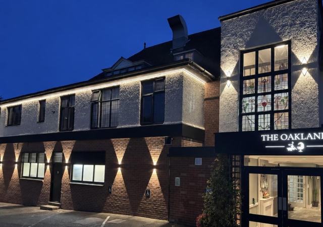 Oaklands Hotel