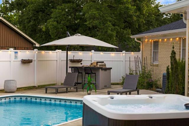 Greenwood Gem Pool, Hot Tub, Arcade S10