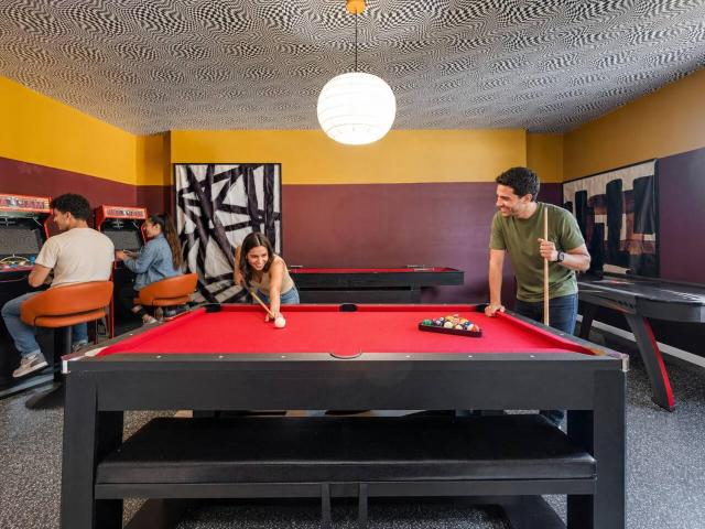 Greenwood Gem Pool, Hot Tub, Arcade S10