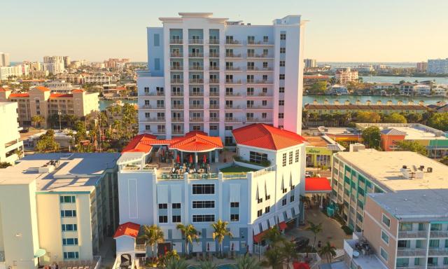 Hampton Inn and Suites Clearwater Beach