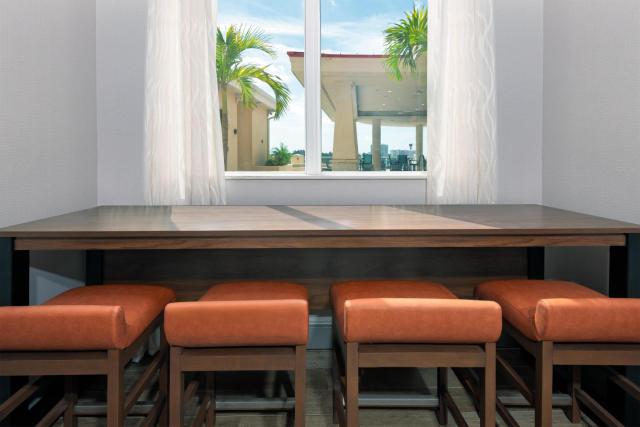 Hampton Inn and Suites Clearwater Beach